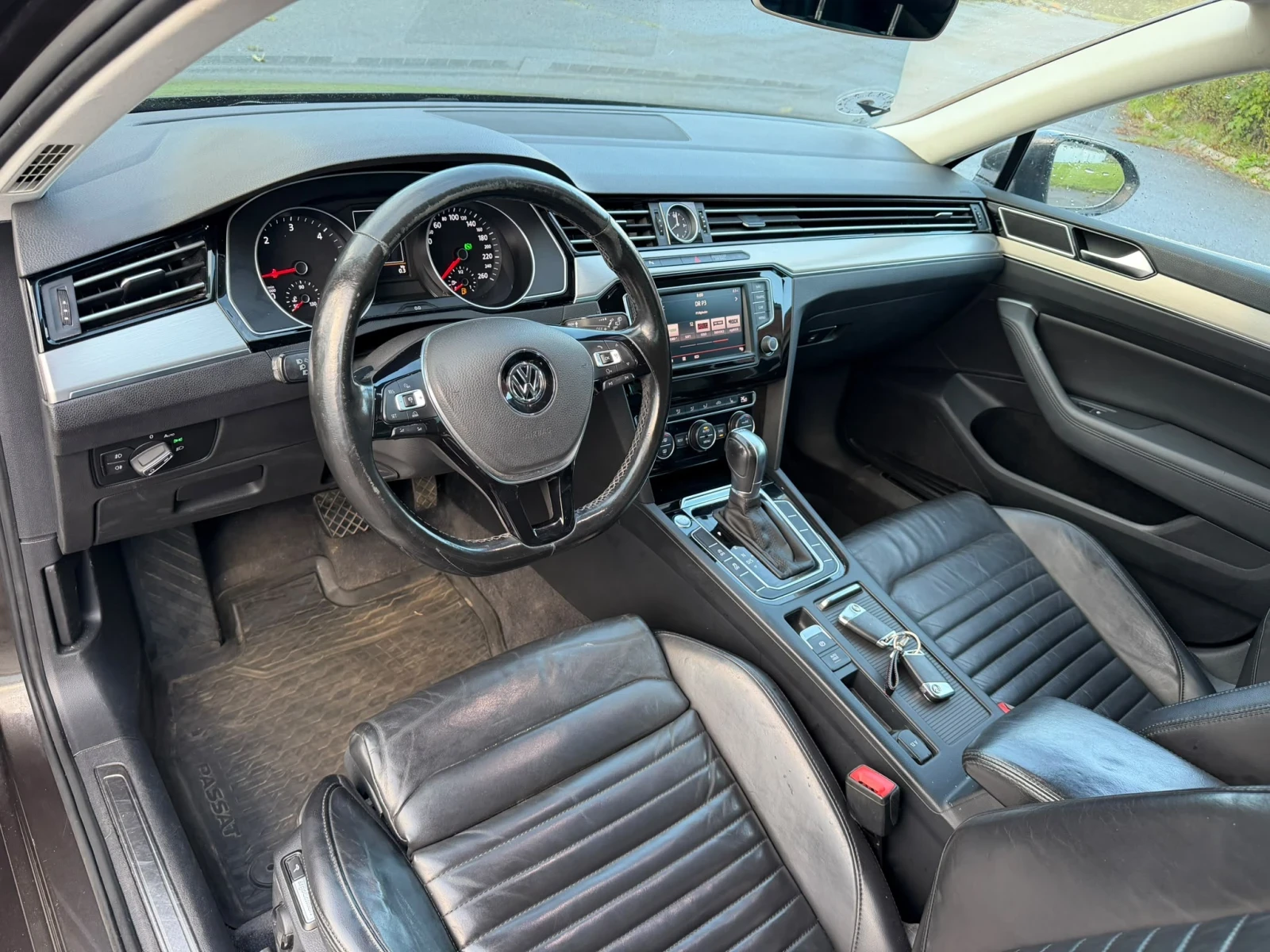 VW Passat Highline 190h.p Full Led, снимка 10 - Автомобили и джипове - 56333977