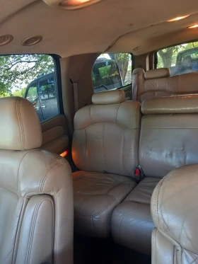 Chevrolet Suburban 5.3 v8 LPG, снимка 7