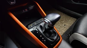 Kia Stonic 1.6CRDI - 11800 € / 23078.79 лв. - 32762147 10