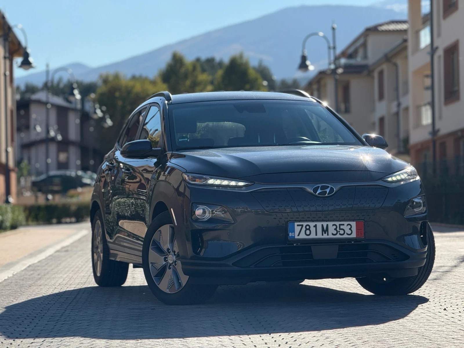 Hyundai Kona Premium 64kwh SOH 100%, снимка 1