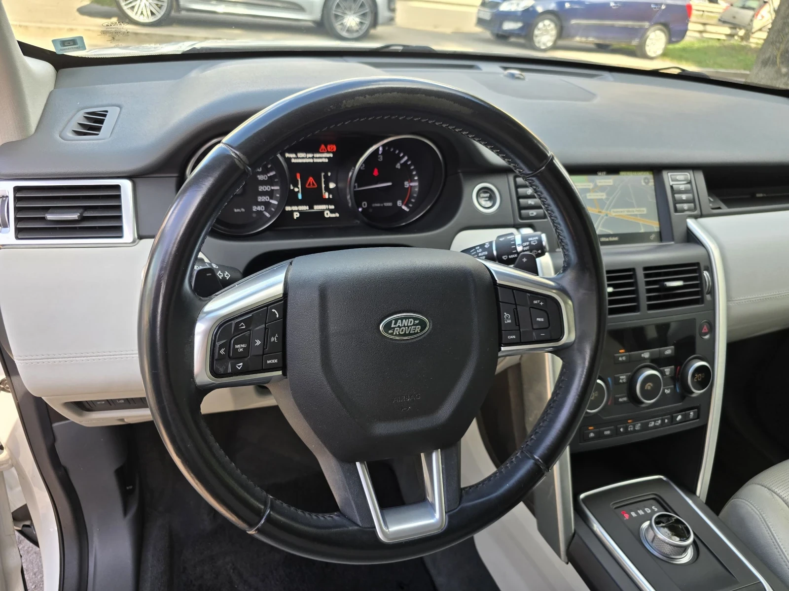 Land Rover Discovery Sport 2.0D 150 KS/LUXURY/9G/CAMERA - изображение 9