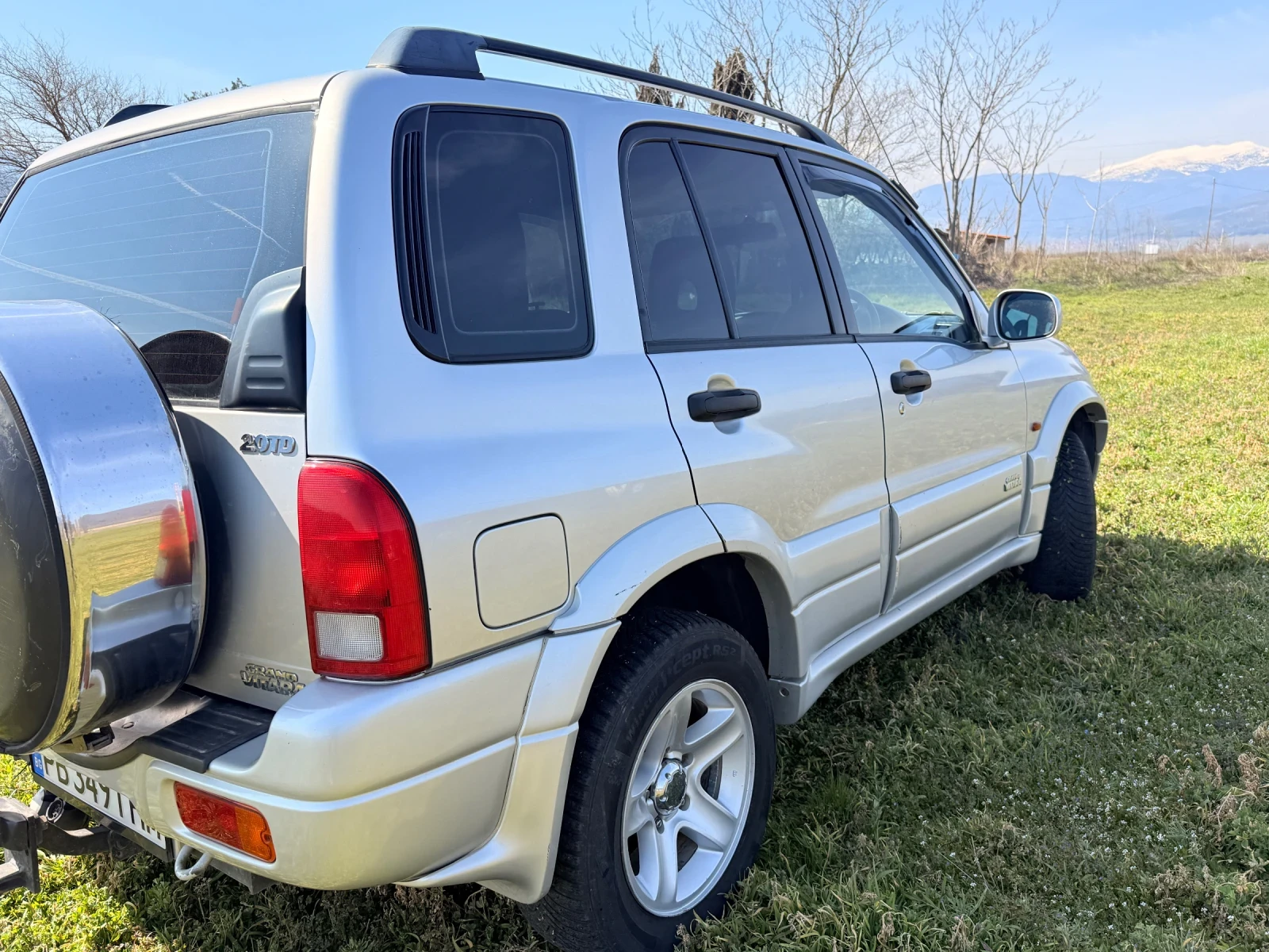 Suzuki Grand vitara, снимка 3 - Автомобили и джипове - 53758627
