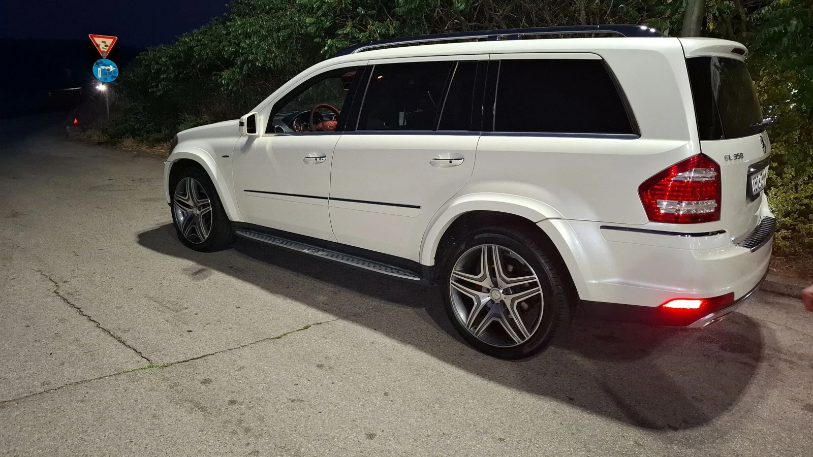 Mercedes-Benz GL 350 Сменени вериги и биелни лагери !!!, снимка 10 - Автомобили и джипове - 53926064