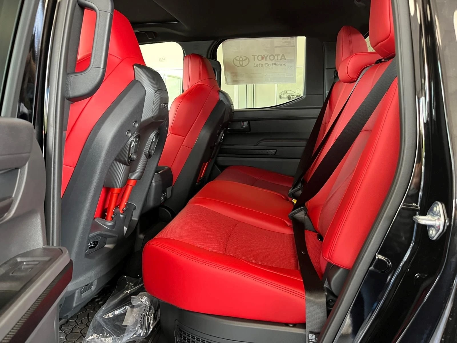 Toyota Tacoma Hybrid, AWD, TRD PRO, снимка 15 - Автомобили и джипове - 53948055