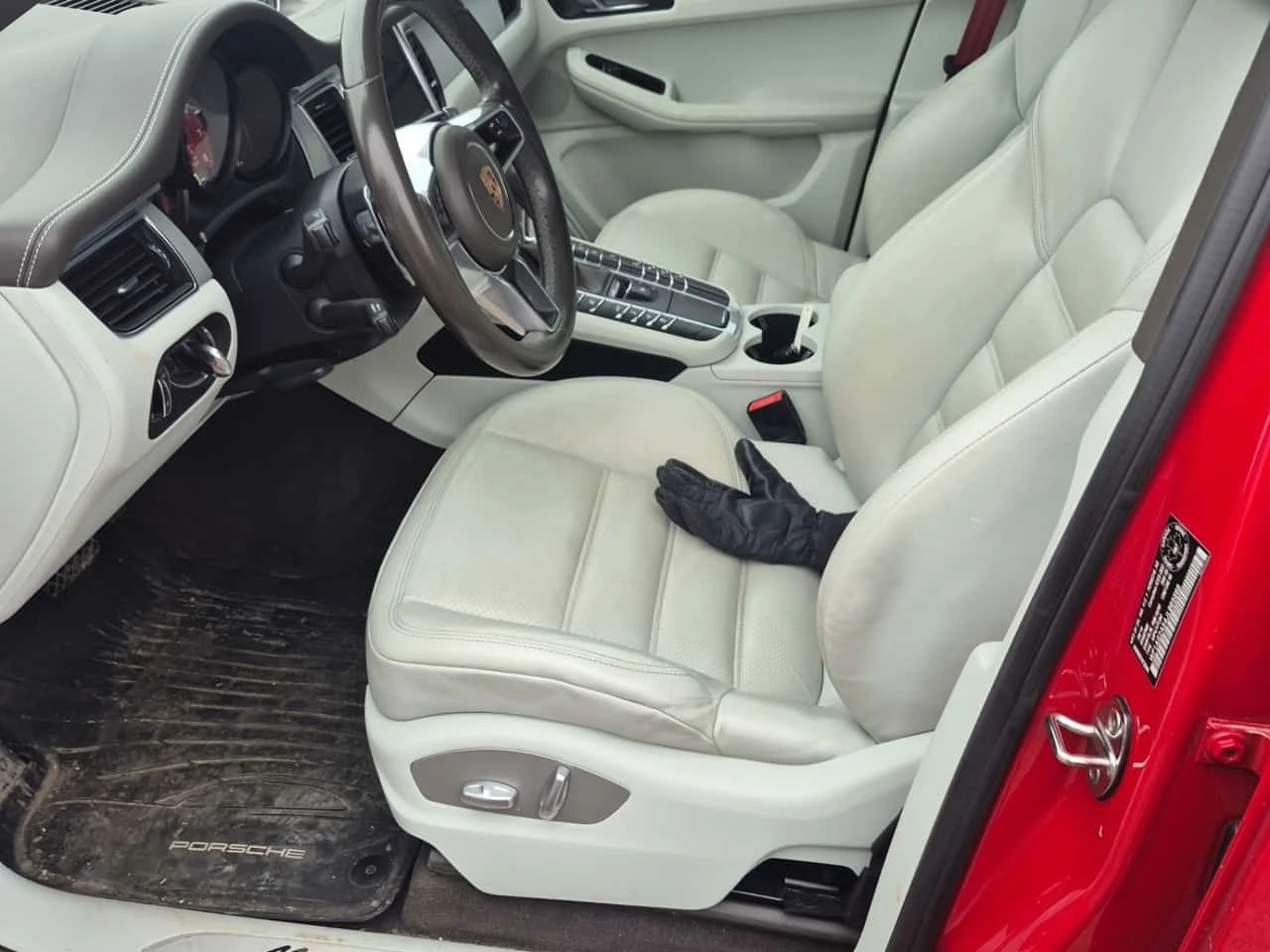 Porsche Macan  GTS| PANORAMA| 2 КЛЮЧА| CARFAX| , снимка 8 - Автомобили и джипове - 54079732