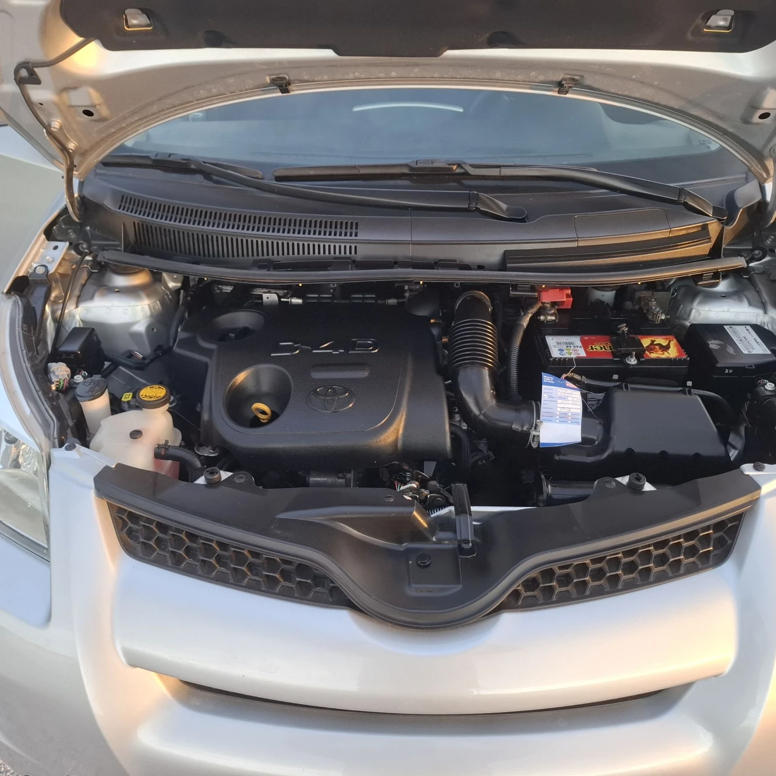 Toyota Urban Cruiser 1.4D4D, снимка 14 - Автомобили и джипове - 54128940