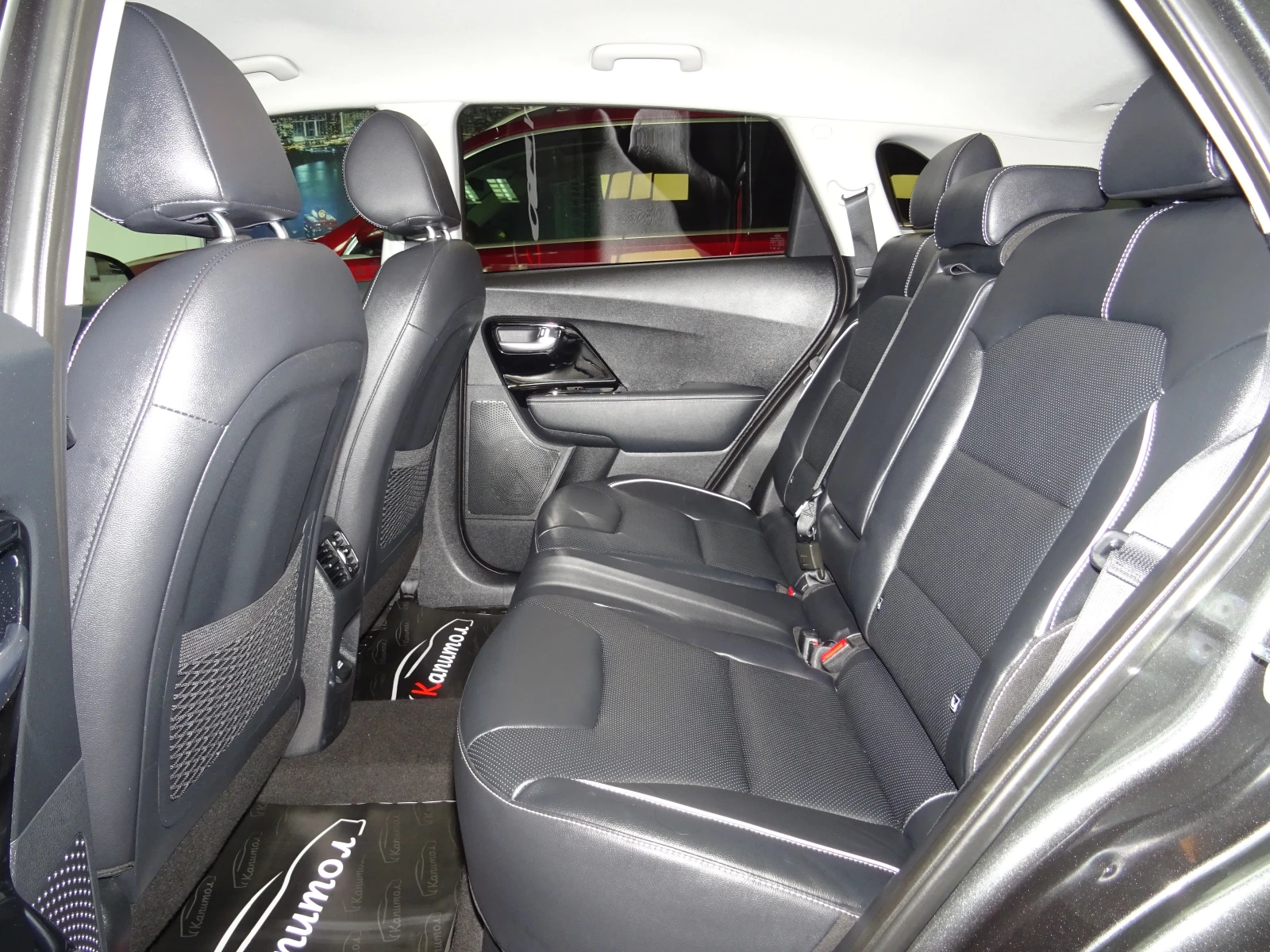Kia Niro EXECUTIVE HEAT PUMP 64KW, снимка 14 - Автомобили и джипове - 54634110