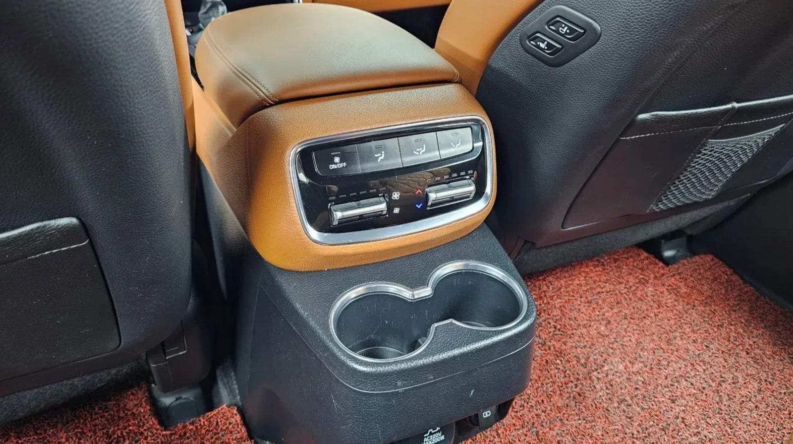 Kia Mohave Камера/Кожен Салон/Обдух, снимка 15 - Автомобили и джипове - 55059887