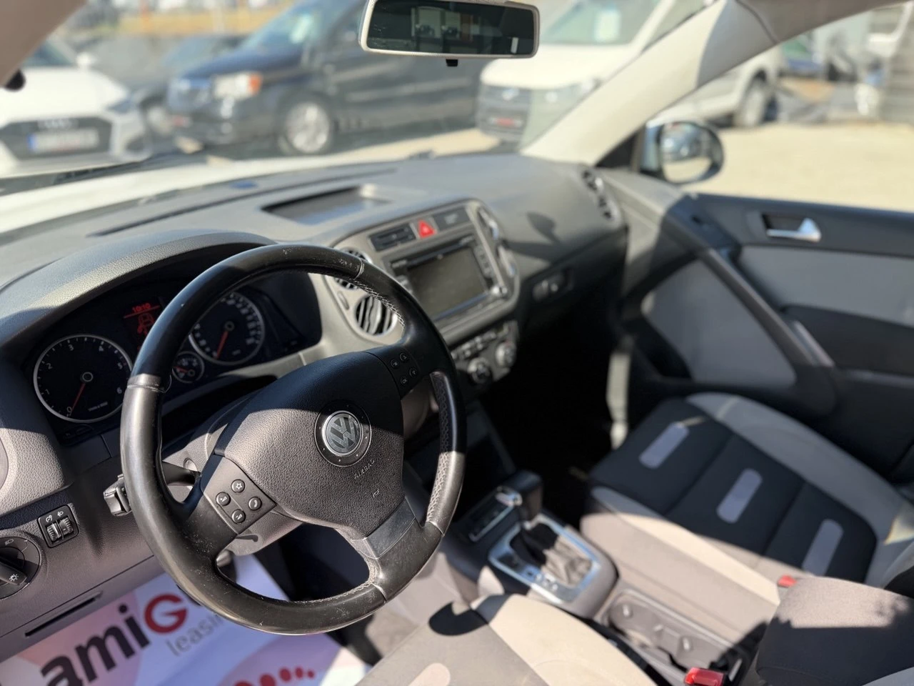 VW Tiguan 2.0TDI DSG NAVI, снимка 10 - Автомобили и джипове - 55981275