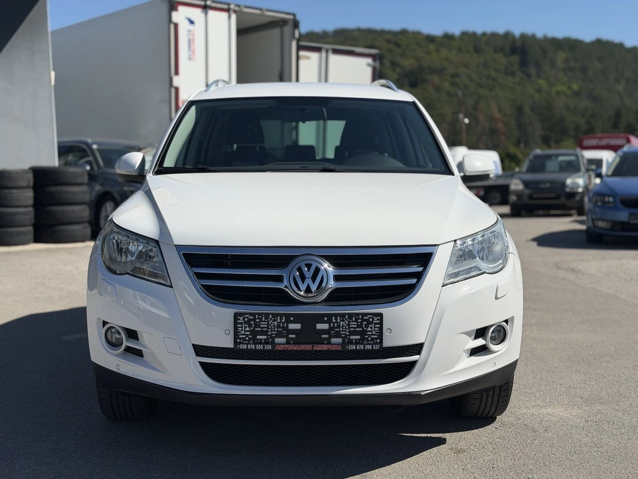 VW Tiguan 2.0TDI DSG NAVI, снимка 2 - Автомобили и джипове - 55981275