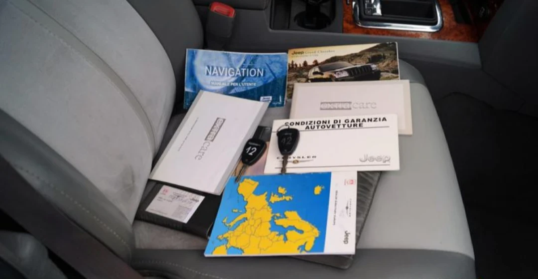 Jeep Grand cherokee 3.0 CRD Overland, снимка 12 - Автомобили и джипове - 56201554