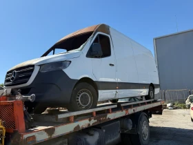 ������ Mercedes-Benz Sprint...