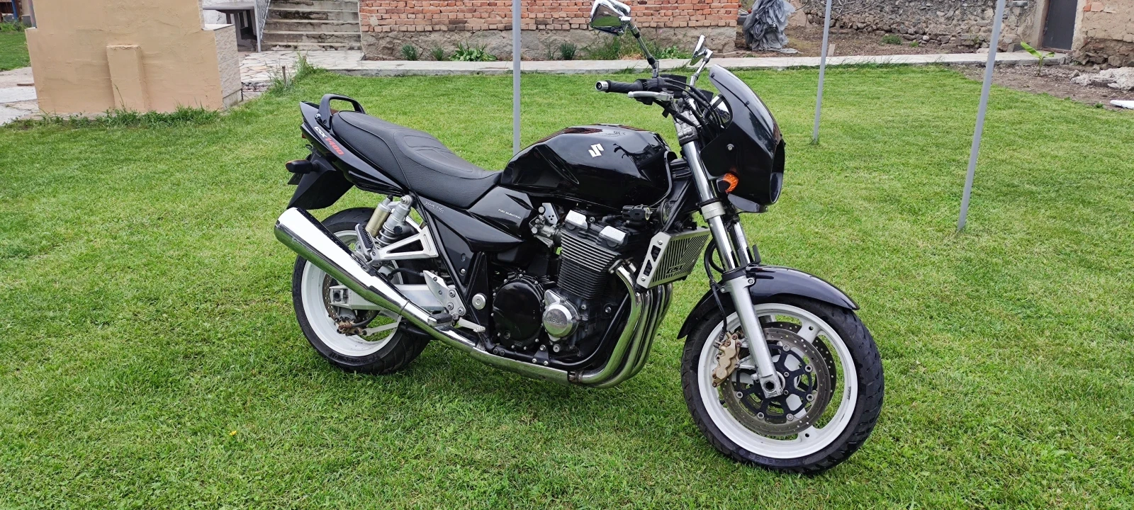 Suzuki Gsx 1400 - изображение 3