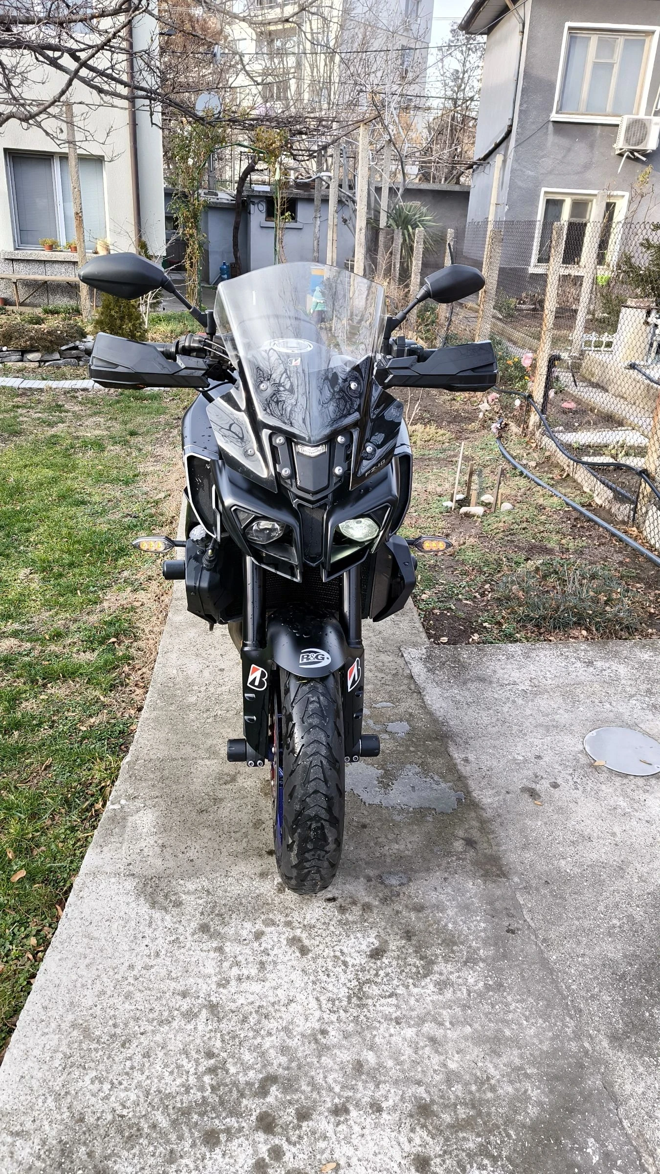 Yamaha Mt-10 Abs, TC, quickshifter - изображение 4