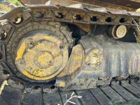      Komatsu D65PX12