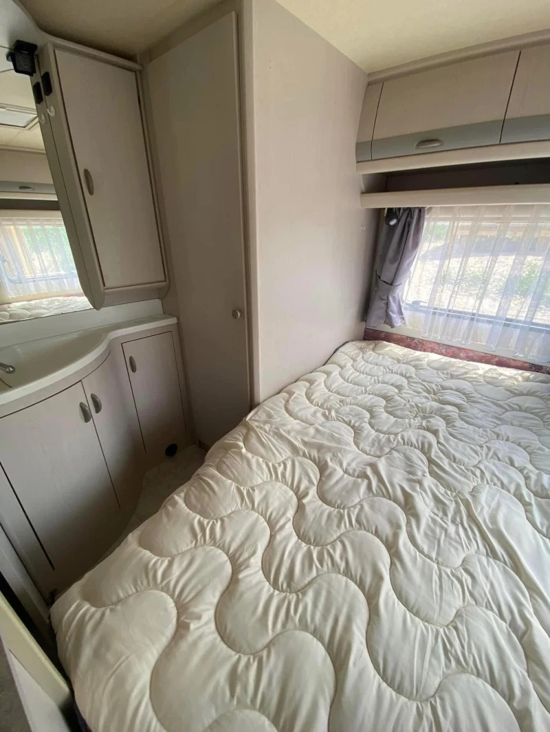 Каравана Hobby Excellent , снимка 8 - Каравани и кемпери - 52188726