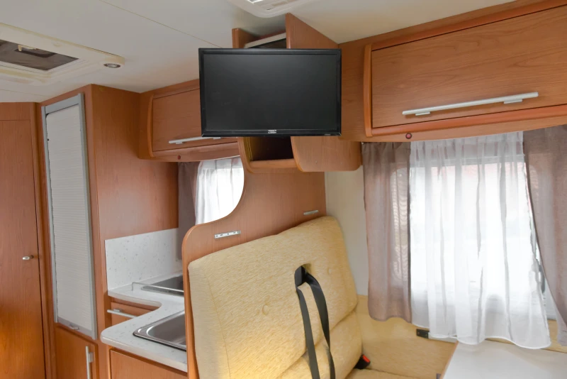 Кемпер Rimor Vilamobil Cautel L, снимка 14 - Каравани и кемпери - 52914479