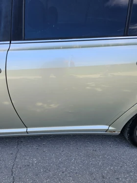 Toyota Avensis Комби, снимка 7