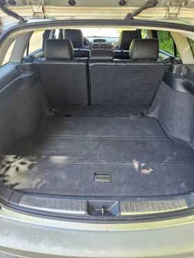 Toyota Avensis Комби, снимка 12