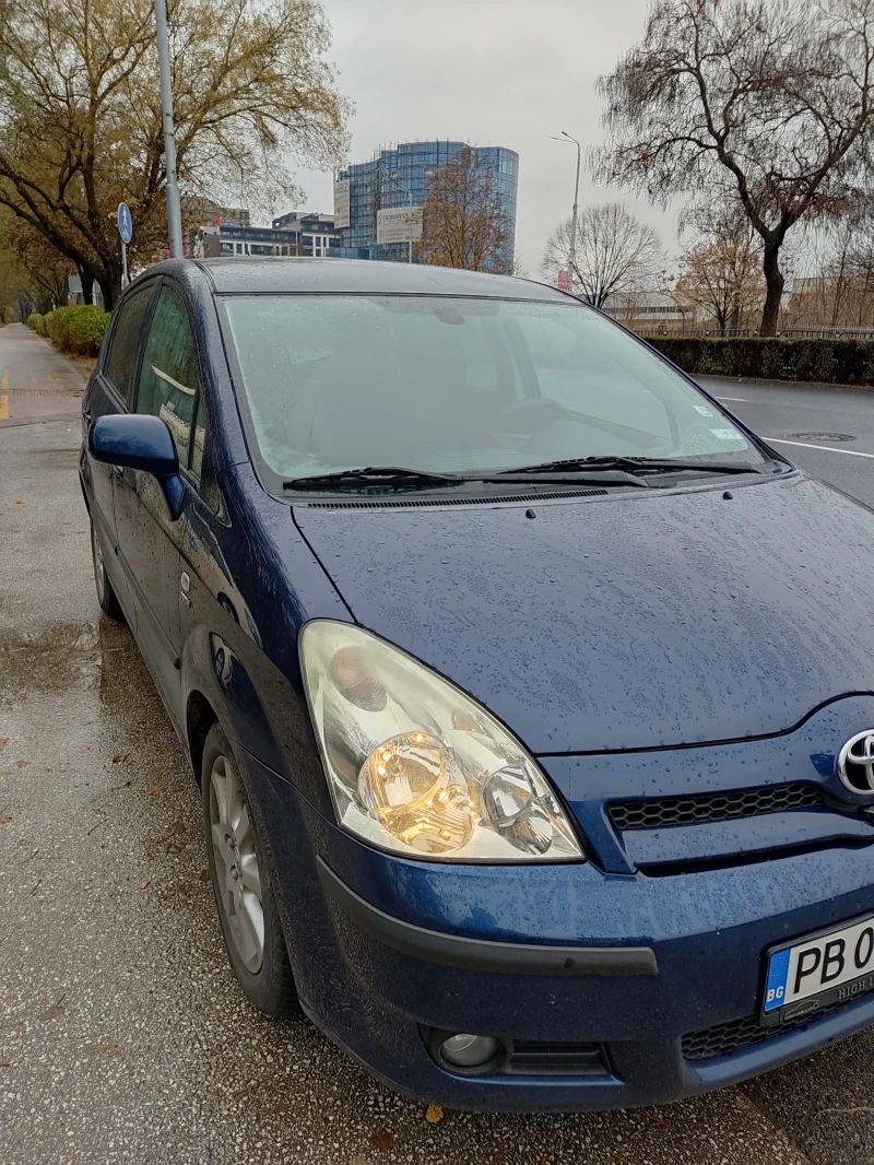 Toyota Corolla verso, снимка 1 - Автомобили и джипове - 48210574