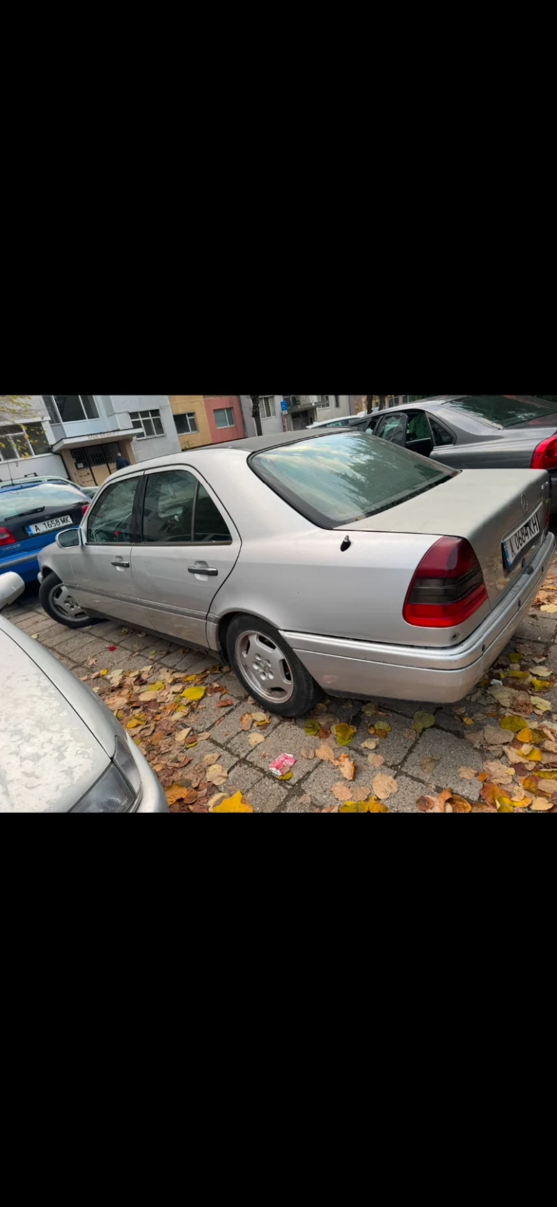 Mercedes-Benz C 180, снимка 3 - Автомобили и джипове - 48749315