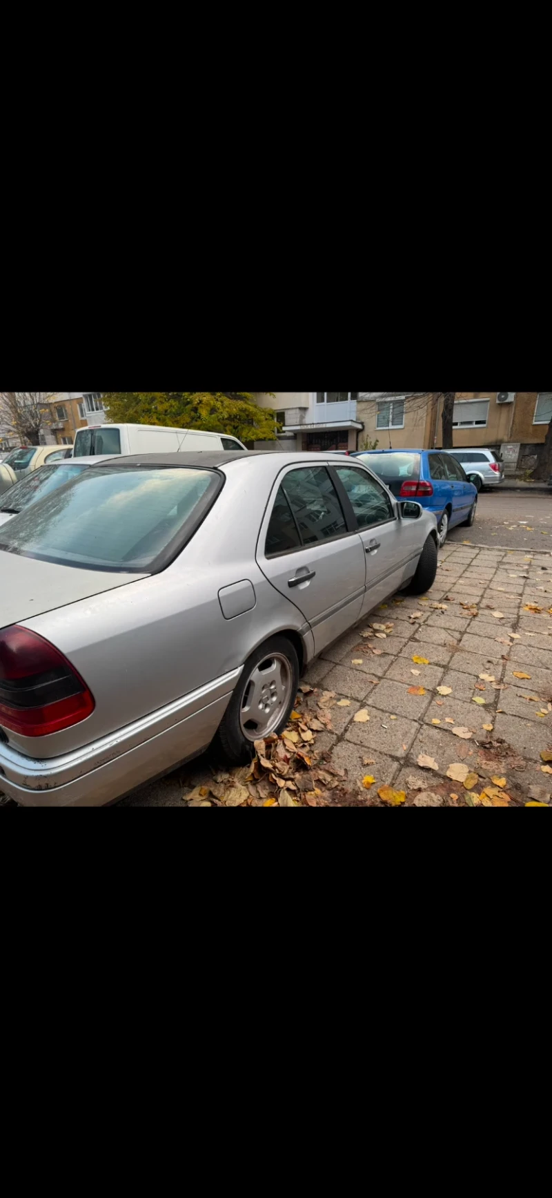 Mercedes-Benz C 180, снимка 4 - Автомобили и джипове - 48749315