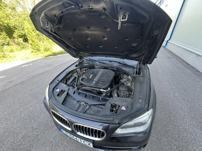 BMW 730 Xd LCI, снимка 13 - Автомобили и джипове - 51839604