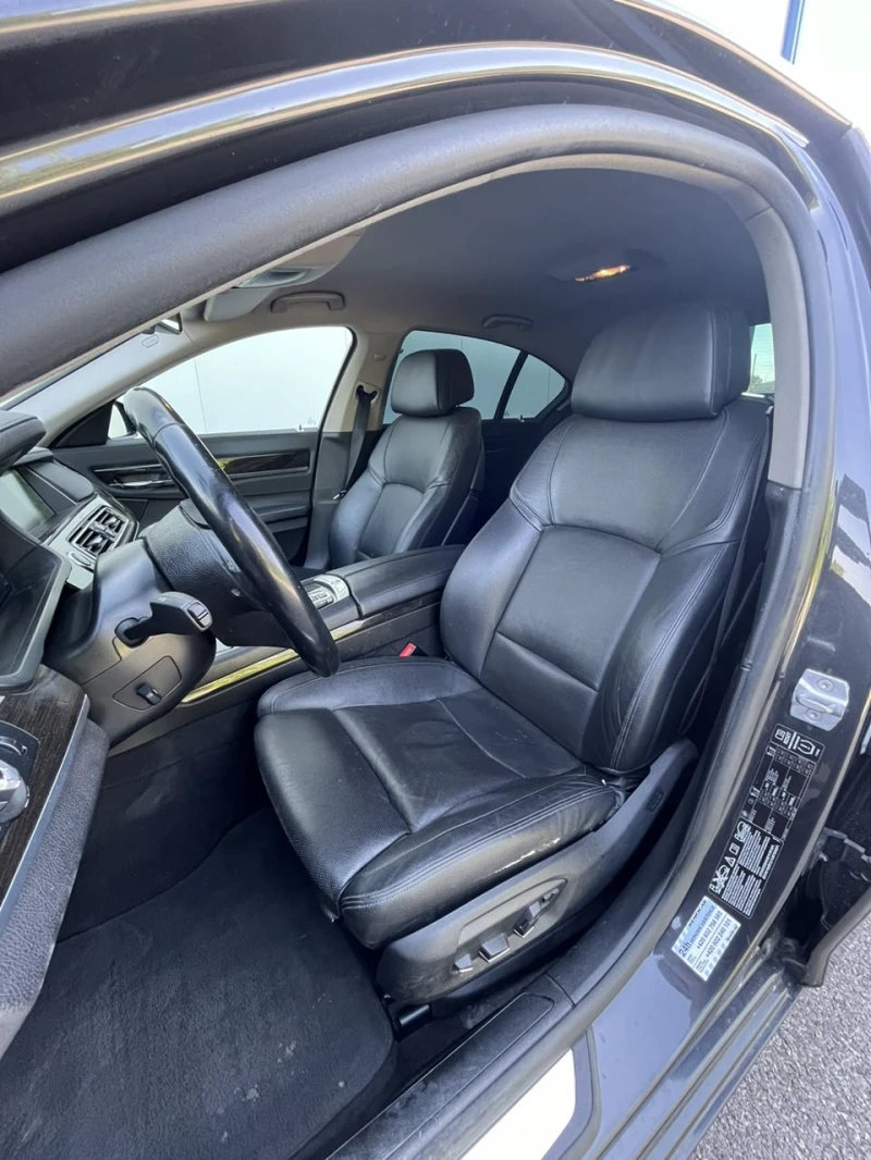 BMW 730 Xd LCI, снимка 7 - Автомобили и джипове - 51839604