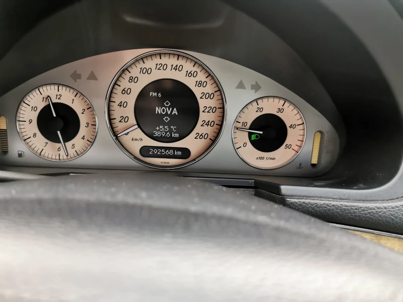 Mercedes-Benz E 220 2.2 cdi 170к , снимка 10 - Автомобили и джипове - 52206390