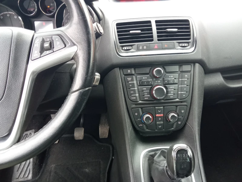 Opel Meriva, снимка 12 - Автомобили и джипове - 52551068