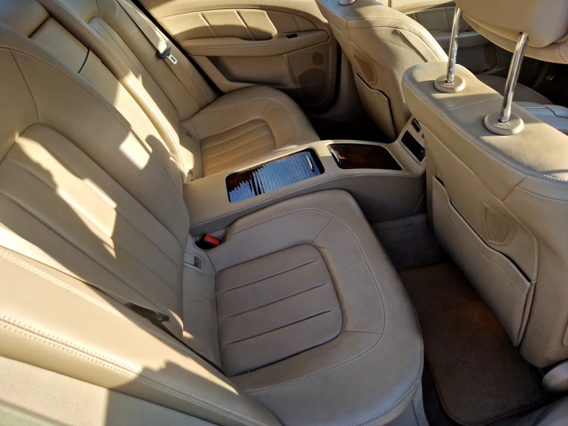 Mercedes-Benz CLS 500, снимка 11 - Автомобили и джипове - 52619635