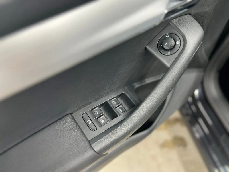 Skoda Octavia, снимка 11 - Автомобили и джипове - 53290632