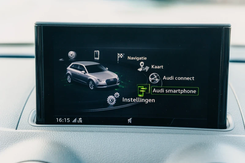 Audi A3 TDI, Digital, MATRIX, кожа, LED, euro6, снимка 15 - Автомобили и джипове - 53443232