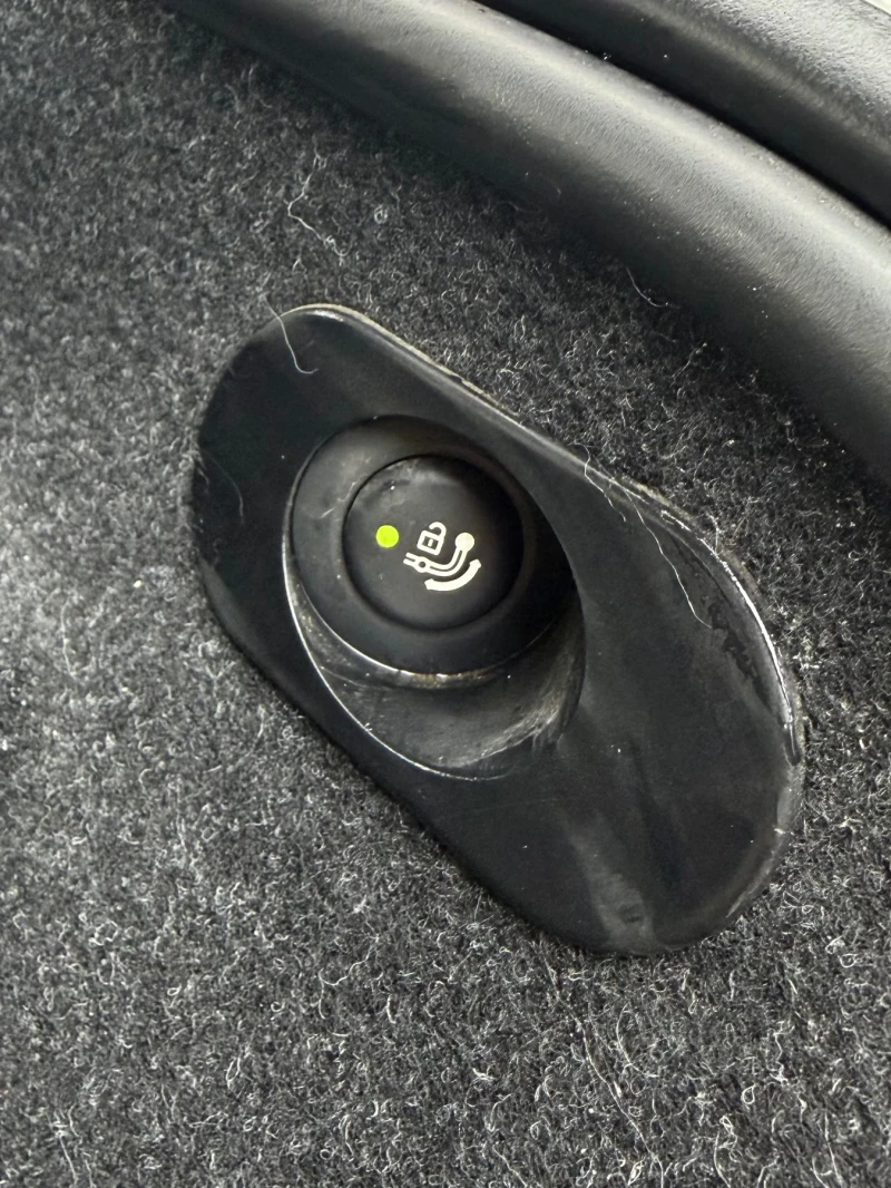 BMW 320, снимка 13 - Автомобили и джипове - 53537388