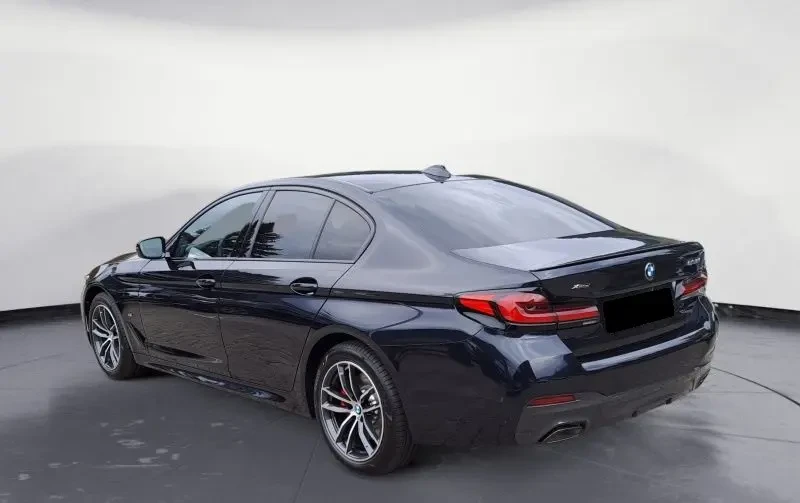 BMW 530 i xDrive = M-Sport Pro= Гаранция, снимка 3 - Автомобили и джипове - 46981887