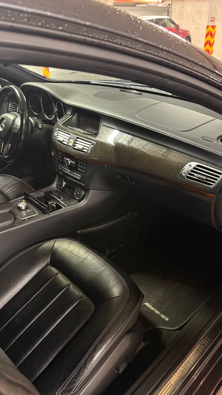 Mercedes-Benz CLS 350 Carbon, снимка 15 - Автомобили и джипове - 54897909