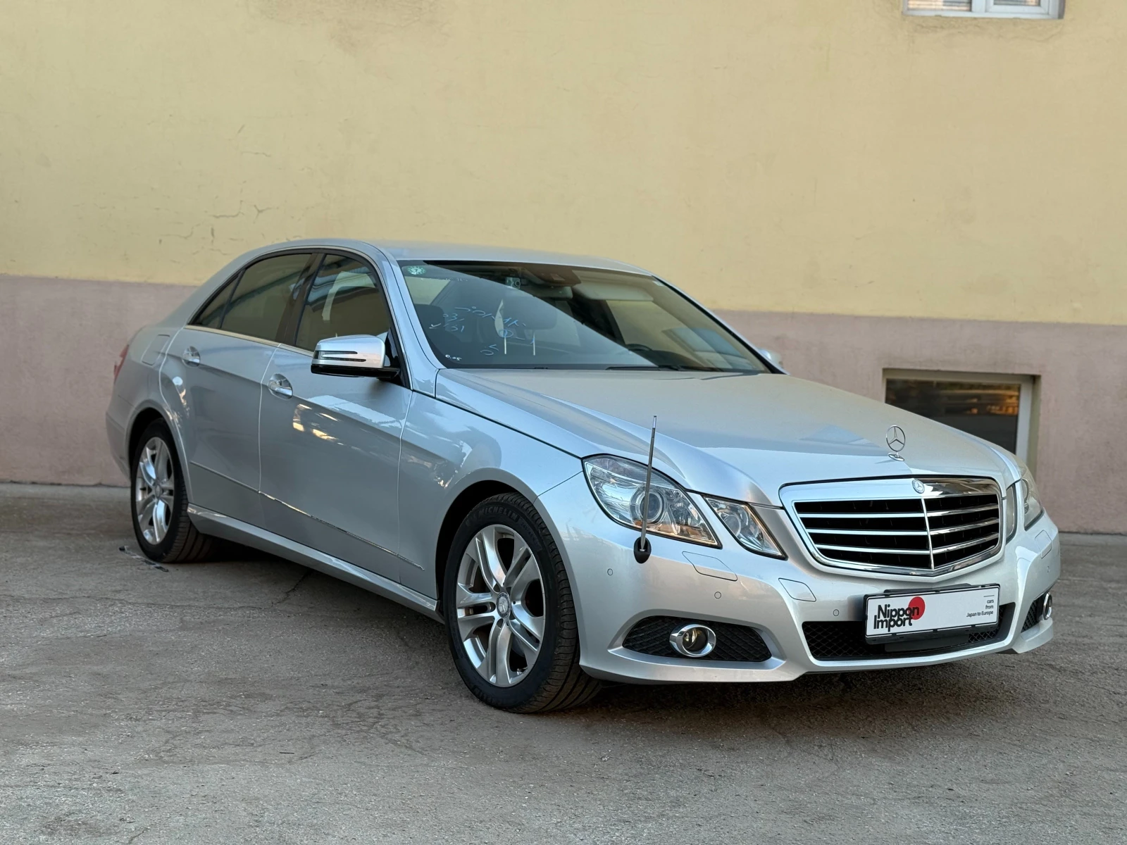 Mercedes-Benz E 350 Япония 130000км - изображение 2