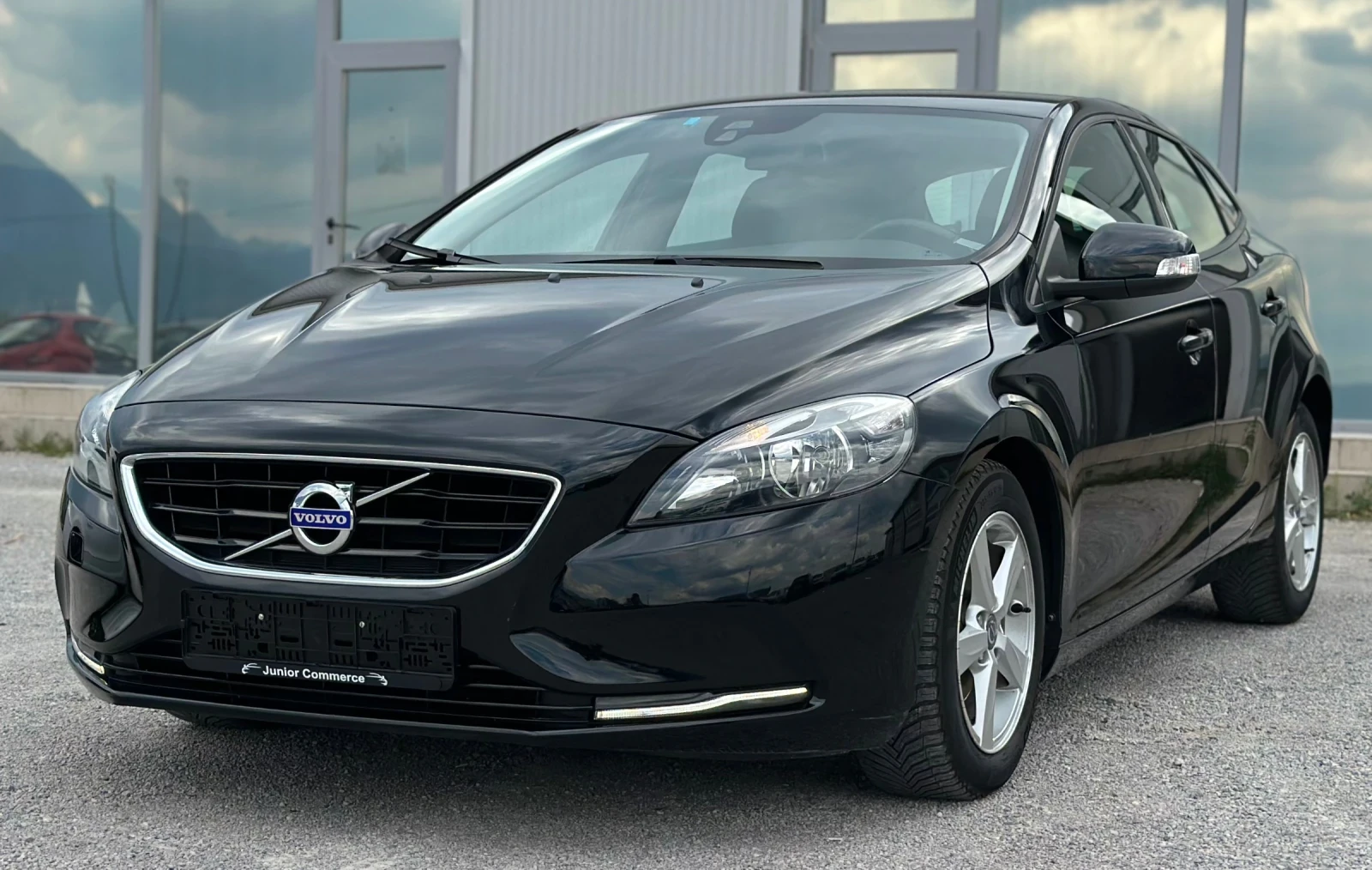 Volvo V40 1.6d-140000км-КЛИМАТРОНИК-NEW-TOP - изображение 3