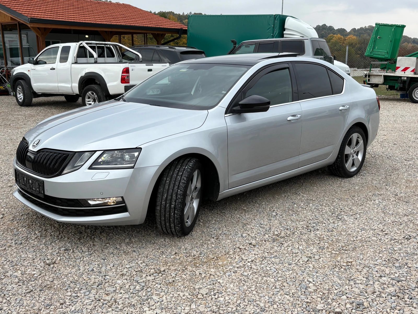 Skoda Octavia Lim.style2.0TDI XenPan  - изображение 3