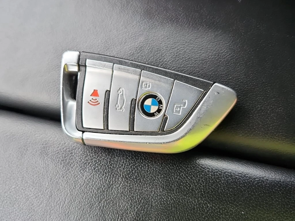 BMW M8 * COMPETITION * CARFAX * БЕЗ ПЪРВОНАЧАЛНА ВНОСКА - изображение 6