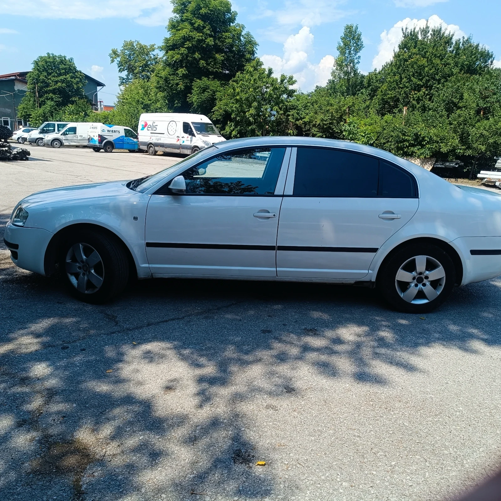 Skoda Superb 1.9 | Mobile.bg   4