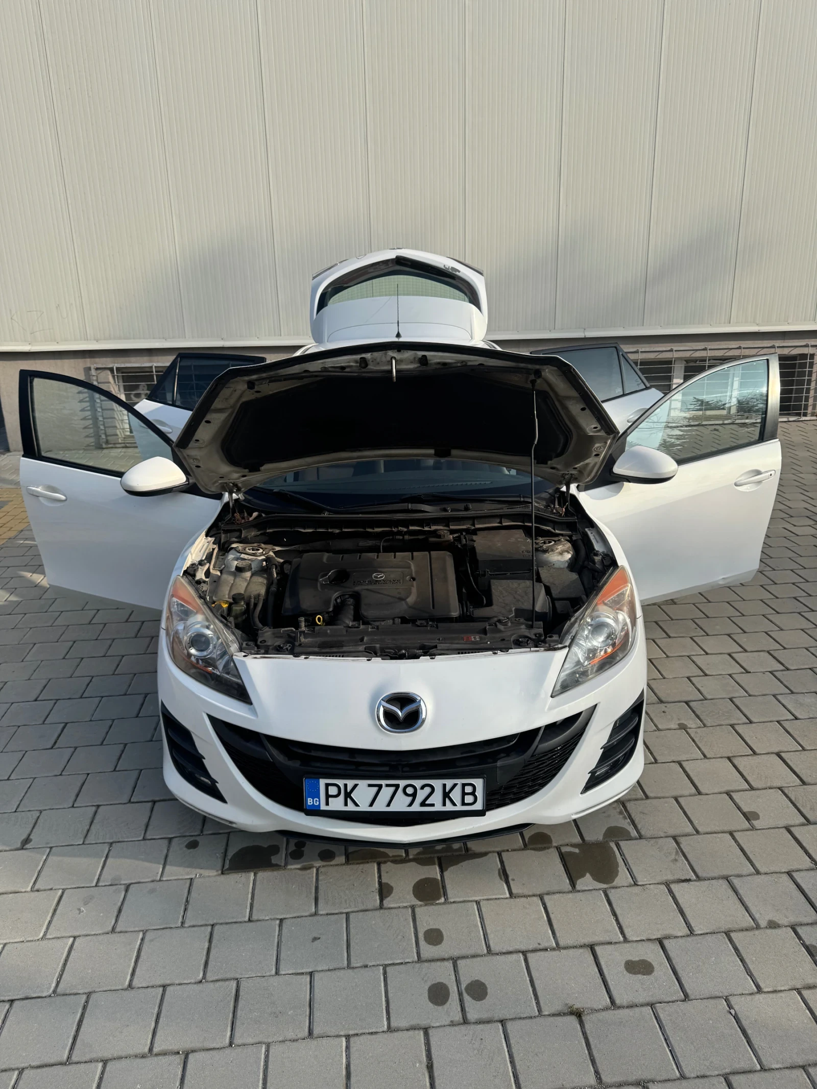 Mazda 3 3 1.6 diesel  - изображение 10
