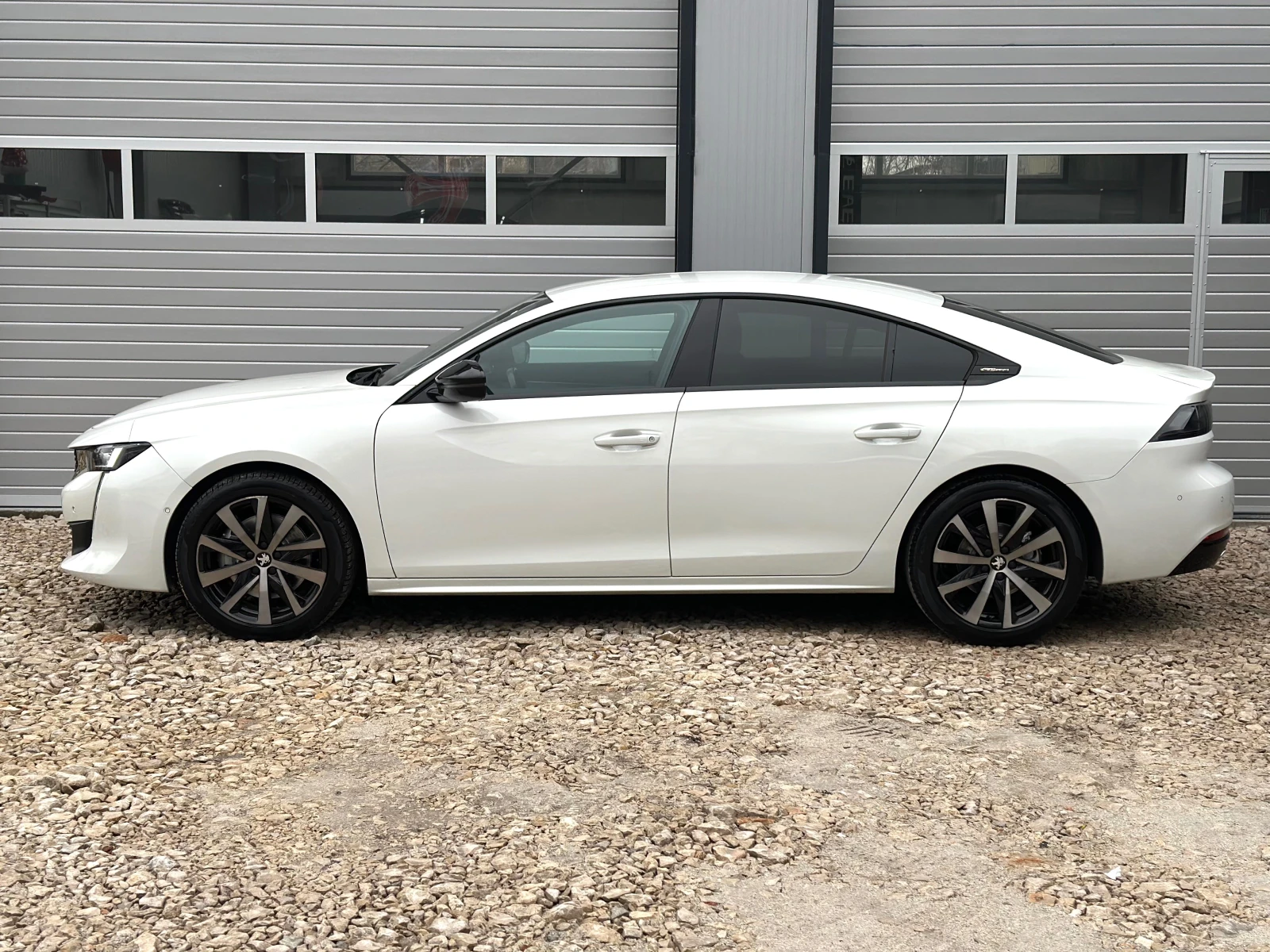 Peugeot 508 2.0HDI 163кс GT-line FULL LED ТОП СЪСТОЯНИЕ - изображение 4