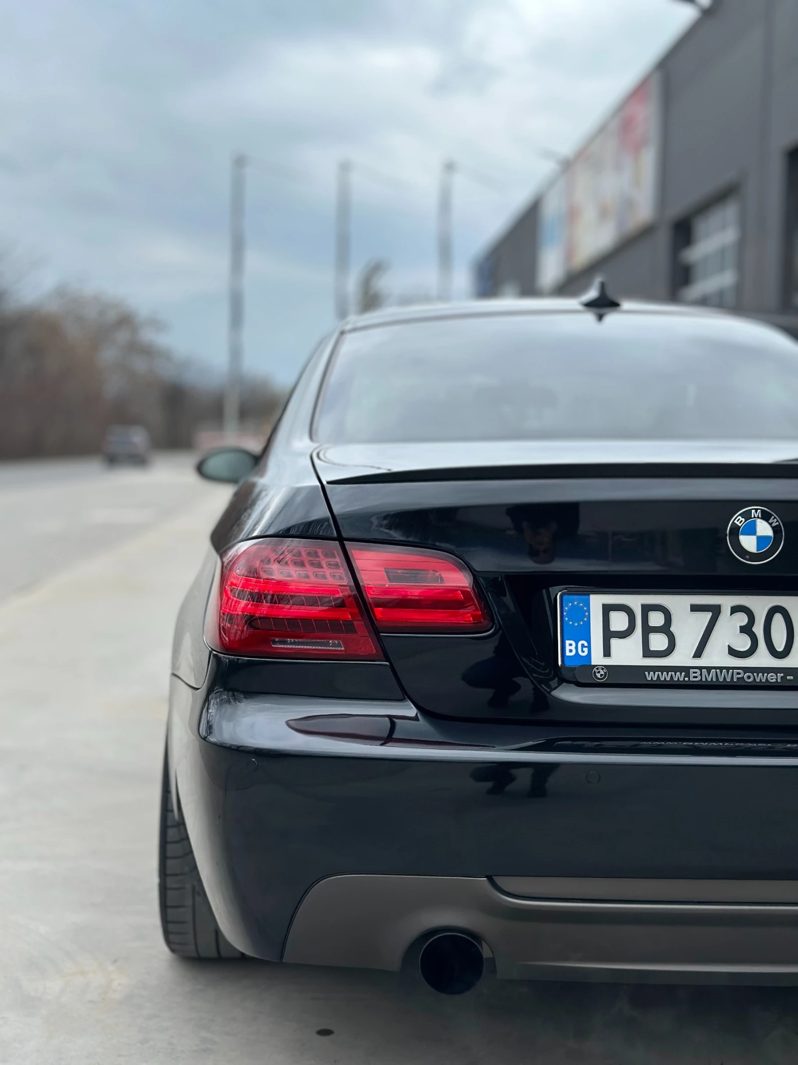 BMW 335, снимка 10 - Автомобили и джипове - 53937677