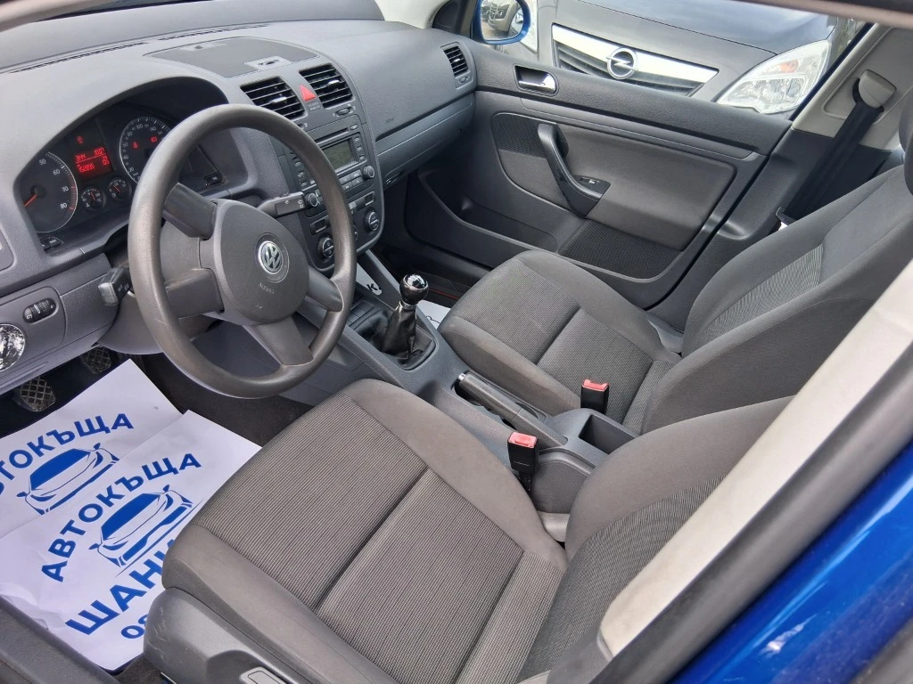 VW Golf, снимка 7 - Автомобили и джипове - 54034109