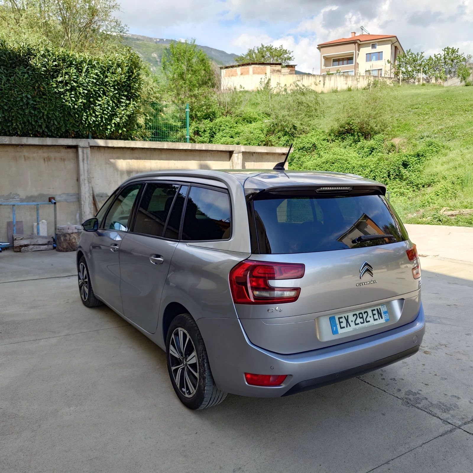 Citroen C4 Picasso 2.0BlueHDI ЕАТ6, снимка 2 - Автомобили и джипове - 54495511