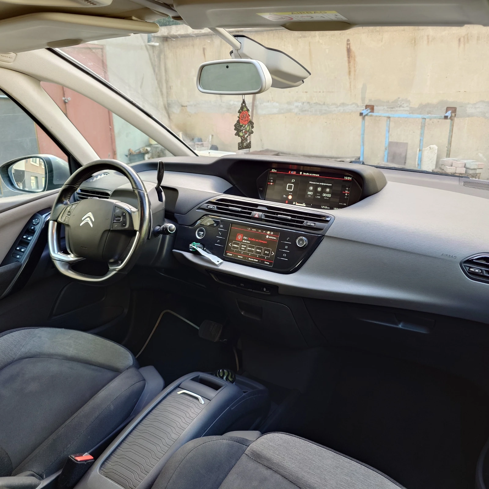 Citroen C4 Picasso 2.0BlueHDI ЕАТ6, снимка 11 - Автомобили и джипове - 54495511