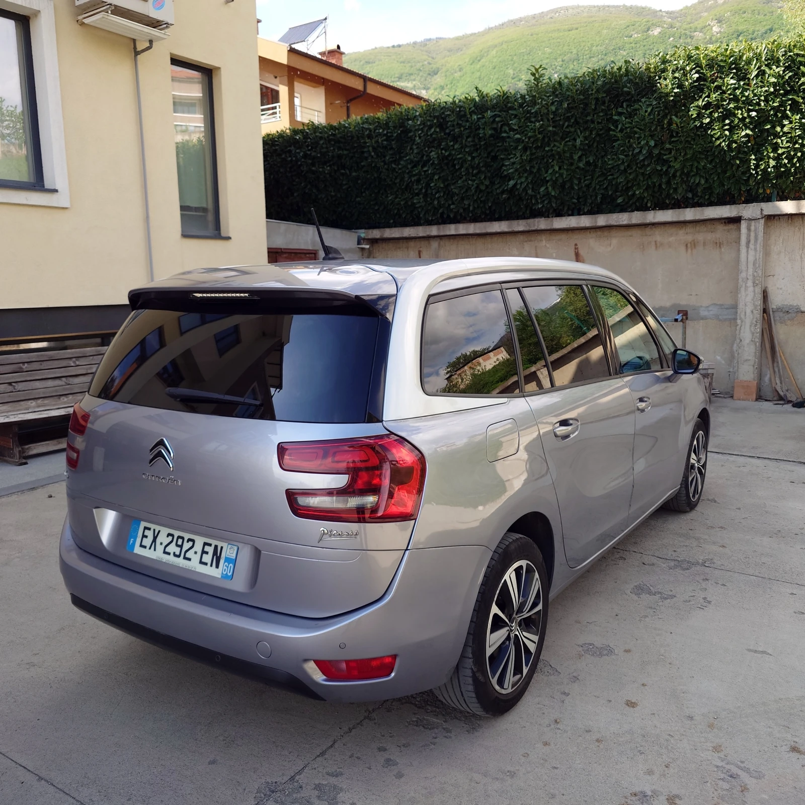 Citroen C4 Picasso 2.0BlueHDI ЕАТ6, снимка 3 - Автомобили и джипове - 54495511