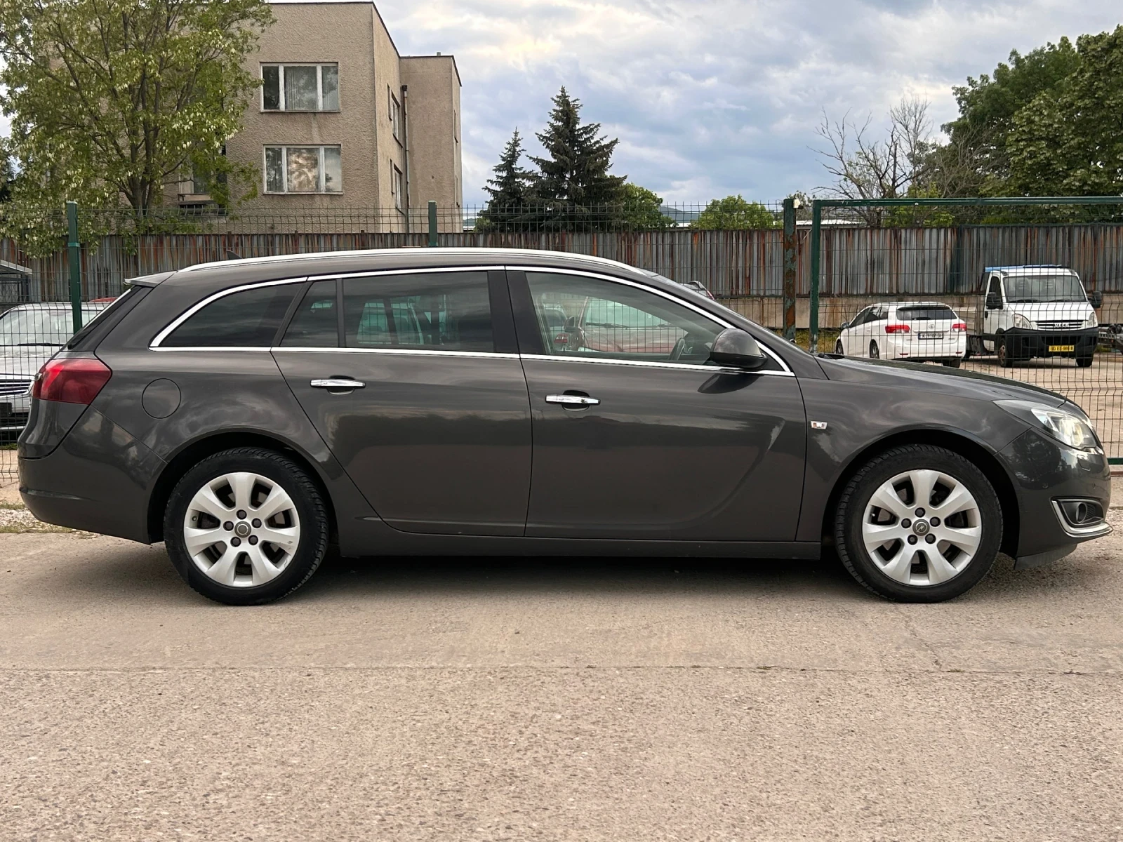 Opel Insignia Full, снимка 5 - Автомобили и джипове - 54544204