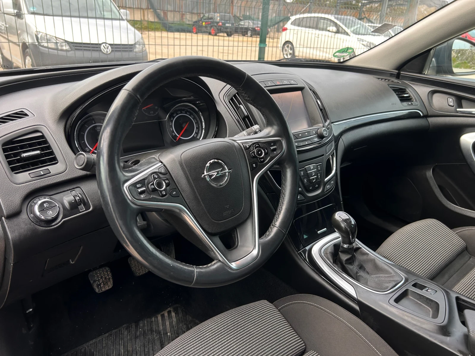 Opel Insignia Full, снимка 9 - Автомобили и джипове - 54544204
